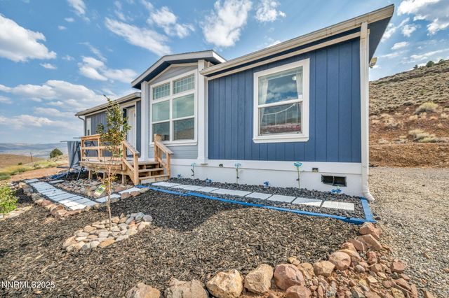 3935 Sandstone Drive, Topaz Ranch Estates, NV 89444