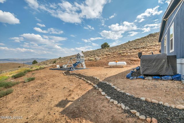 3935 Sandstone Drive, Topaz Ranch Estates, NV 89444