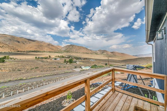 3935 Sandstone Drive, Topaz Ranch Estates, NV 89444