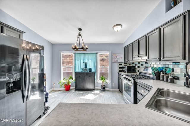 3935 Sandstone Drive, Topaz Ranch Estates, NV 89444