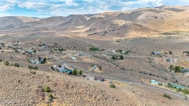 3935 Sandstone Drive, Topaz Ranch Estates, NV 89444