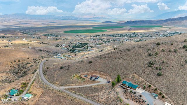 3935 Sandstone Drive, Topaz Ranch Estates, NV 89444