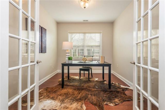 242 Orchards Circle, Woodstock, GA 30188