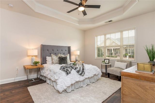 242 Orchards Circle, Woodstock, GA 30188