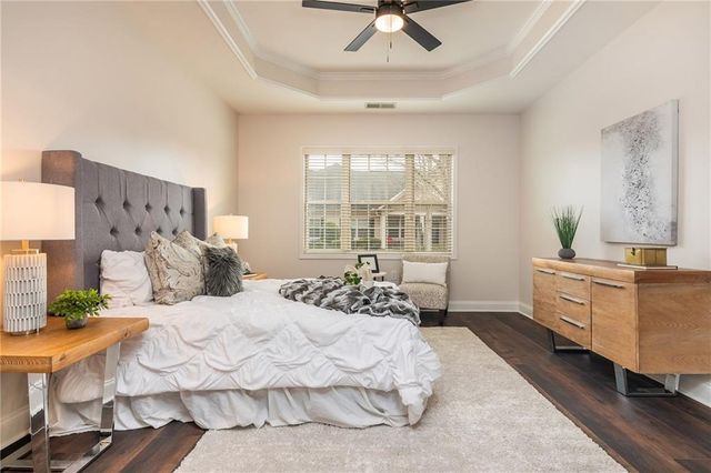 242 Orchards Circle, Woodstock, GA 30188