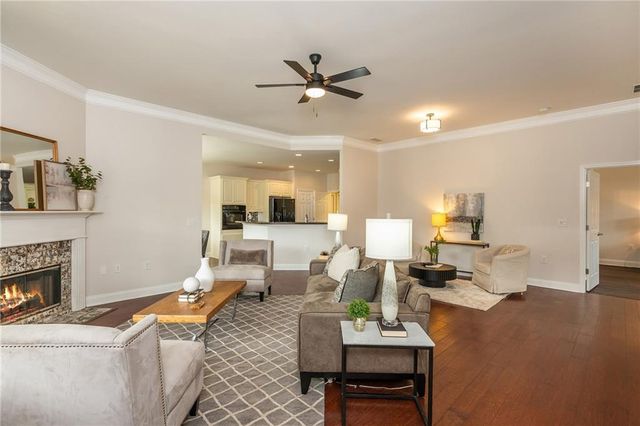 242 Orchards Circle, Woodstock, GA 30188