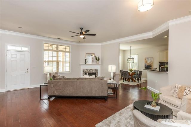 242 Orchards Circle, Woodstock, GA 30188