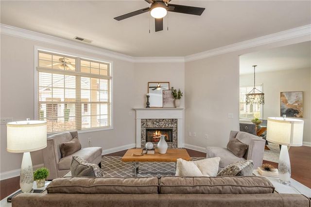 242 Orchards Circle, Woodstock, GA 30188