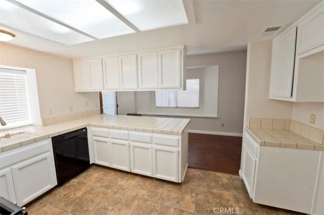 2713 Pecangrove Street, Bakersfield, CA 93311