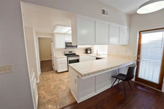 2713 Pecangrove Street, Bakersfield, CA 93311