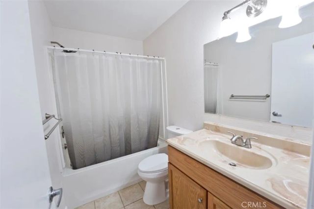 2713 Pecangrove Street, Bakersfield, CA 93311