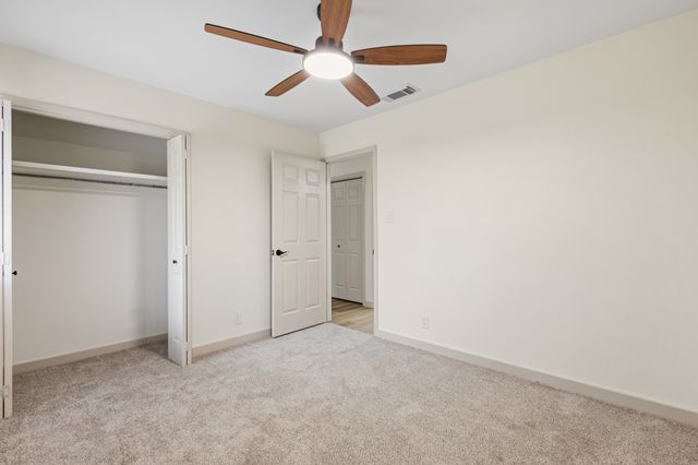 1510 Finley Road, Irving, TX 75062