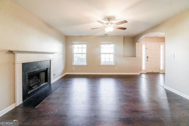 208 N Fortune Way, Dallas, GA 30157