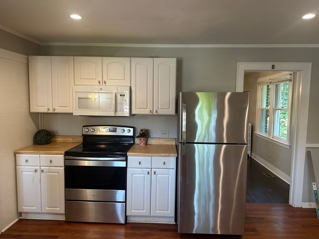 1811 Prairie Street, Glenview, IL 60025