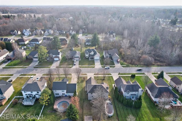 3948 Stoney Ridge Drive, Fort Gratiot Charter Township, MI 48059
