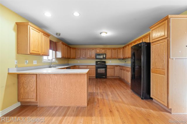 3948 Stoney Ridge Drive, Fort Gratiot Charter Township, MI 48059