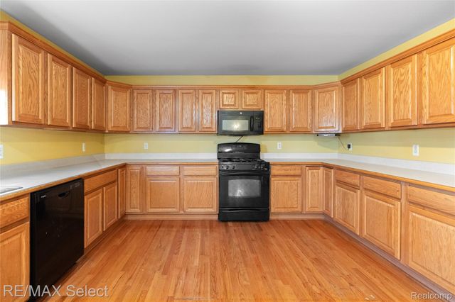 3948 Stoney Ridge Drive, Fort Gratiot Charter Township, MI 48059
