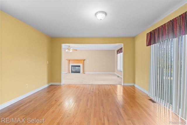 3948 Stoney Ridge Drive, Fort Gratiot Charter Township, MI 48059