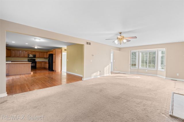 3948 Stoney Ridge Drive, Fort Gratiot Charter Township, MI 48059