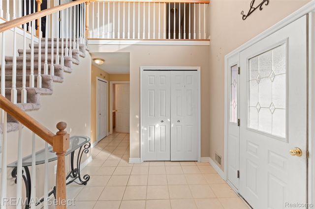 3948 Stoney Ridge Drive, Fort Gratiot Charter Township, MI 48059