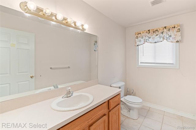 3948 Stoney Ridge Drive, Fort Gratiot Charter Township, MI 48059