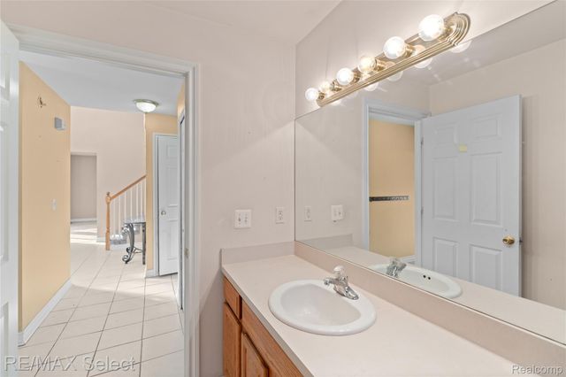 3948 Stoney Ridge Drive, Fort Gratiot Charter Township, MI 48059