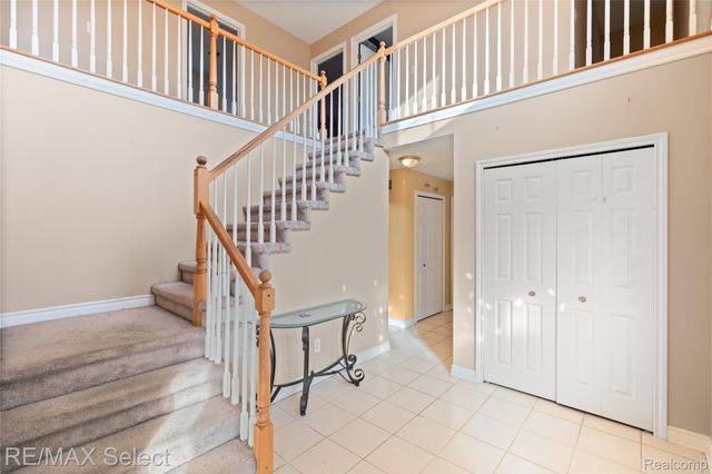 3948 Stoney Ridge Drive, Fort Gratiot Charter Township, MI 48059
