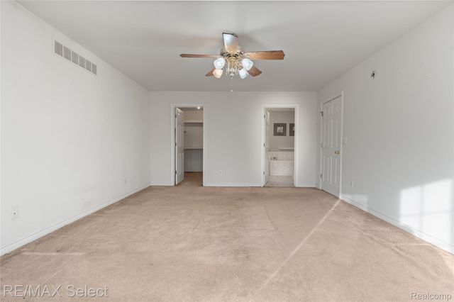 3948 Stoney Ridge Drive, Fort Gratiot Charter Township, MI 48059