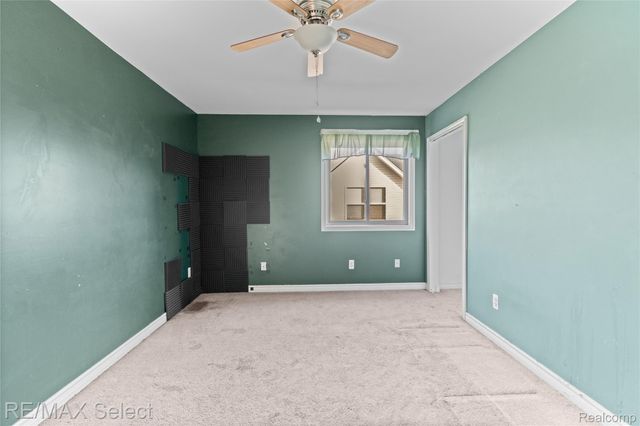 3948 Stoney Ridge Drive, Fort Gratiot Charter Township, MI 48059