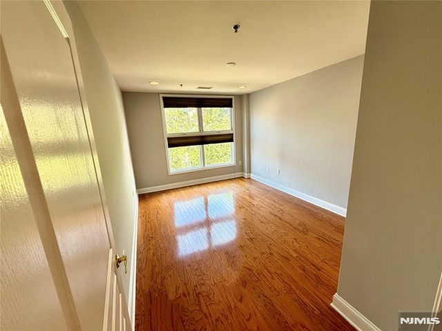 70 Adams Street 4A, Hoboken, NJ 07030