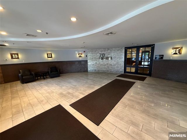 70 Adams Street 4A, Hoboken, NJ 07030