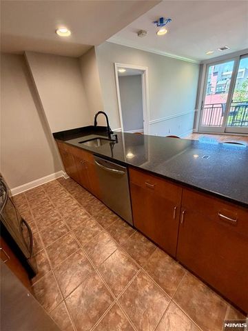 70 Adams Street 4A, Hoboken, NJ 07030