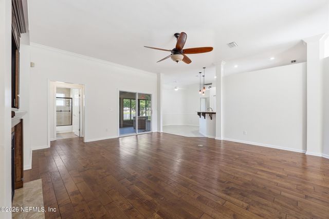 5255 CAMELOT FOREST Drive, Jacksonville, FL 32258