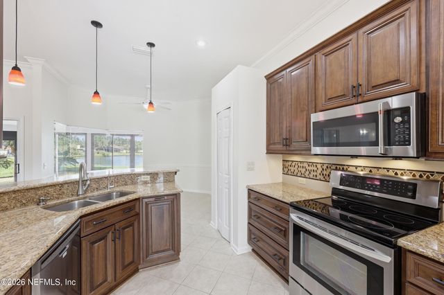 5255 CAMELOT FOREST Drive, Jacksonville, FL 32258