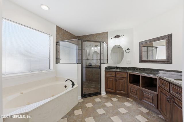 5255 CAMELOT FOREST Drive, Jacksonville, FL 32258