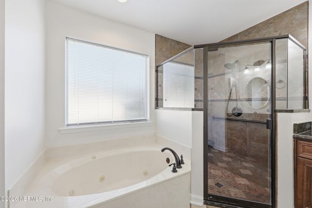 5255 CAMELOT FOREST Drive, Jacksonville, FL 32258