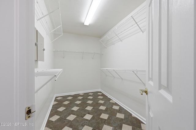 5255 CAMELOT FOREST Drive, Jacksonville, FL 32258