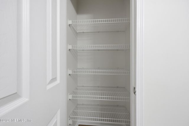 5255 CAMELOT FOREST Drive, Jacksonville, FL 32258