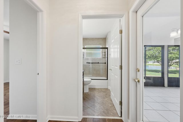 5255 CAMELOT FOREST Drive, Jacksonville, FL 32258