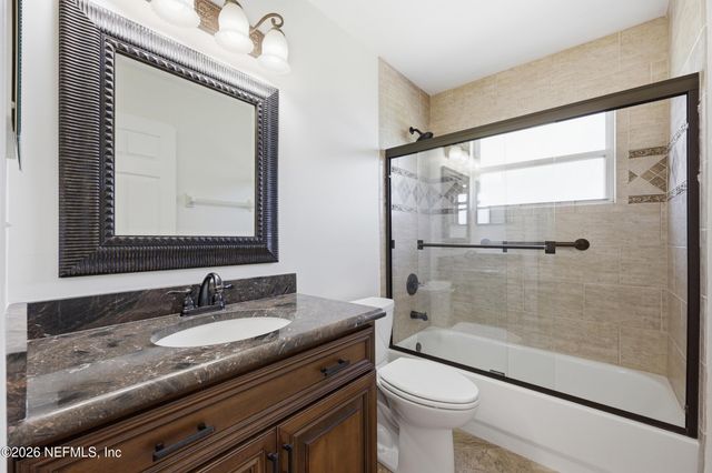 5255 CAMELOT FOREST Drive, Jacksonville, FL 32258