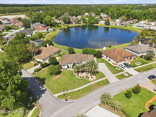 5255 CAMELOT FOREST Drive, Jacksonville, FL 32258