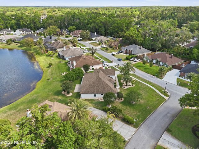 5255 CAMELOT FOREST Drive, Jacksonville, FL 32258