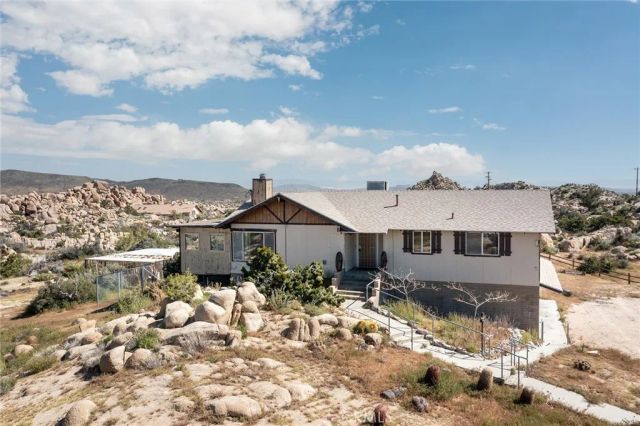 5550 Carlsbad Avenue, Yucca Valley, CA 92284
