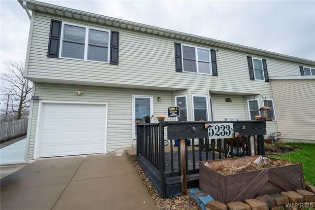 5233 Scranton Road, Hamburg, NY 14075
