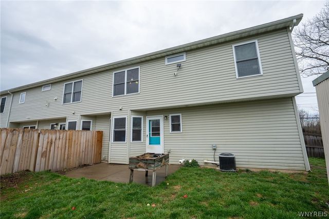 5233 Scranton Road, Hamburg, NY 14075