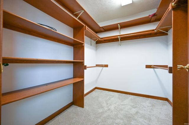 2132 LYNN Drive, Kokomo, IN 46902