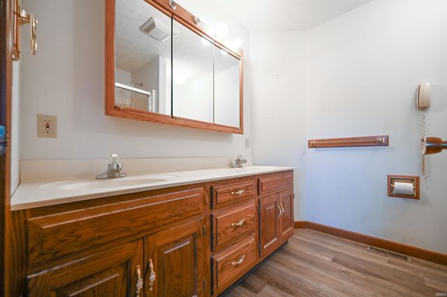 2132 LYNN Drive, Kokomo, IN 46902