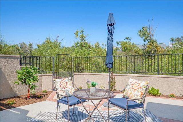 21944 Bahamas 56, Mission Viejo, CA 92692