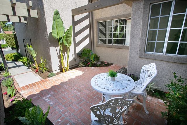 21944 Bahamas 56, Mission Viejo, CA 92692