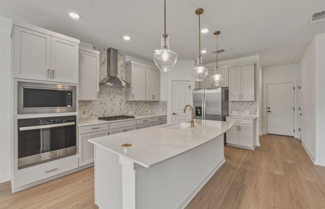 116 Singing Dove WAY, Liberty Hill, TX 78642